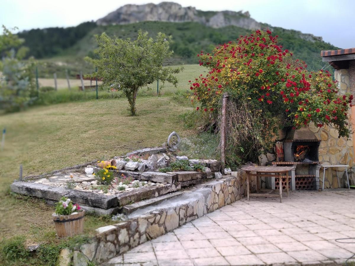 Casa Las Ninas Quintanahedo Exteriér fotografie
